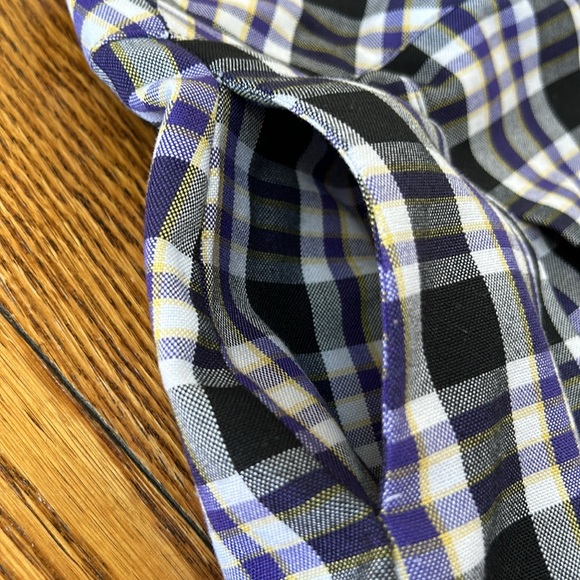 Parker purple/black pleated schoolgirl uniform skirt. Side zip. Size 2. - Picture 4 of 13